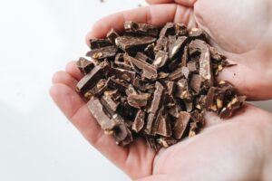 cioccolato fondente aiuta a dimagrire